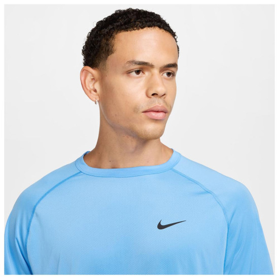 Nike Ανδρική κοντομάνικη μπλούζα Dri-FIT Ready Nike Ανδρική κοντομάνικη μπλούζα Dri-FIT Ready